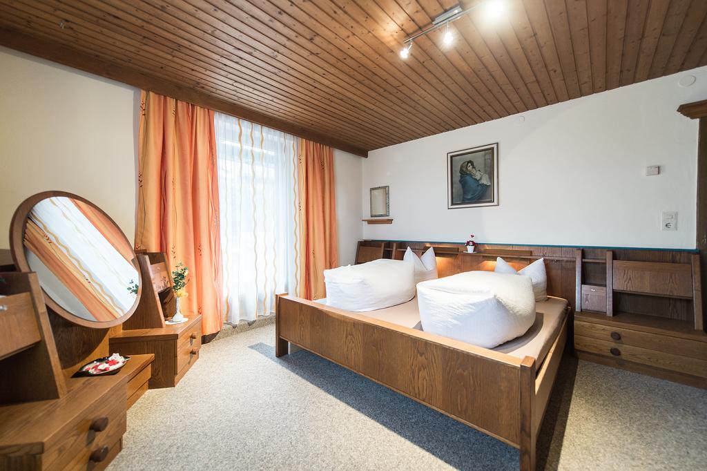 Ferienwohnungen Jutta Kaltenbach Zimmer foto